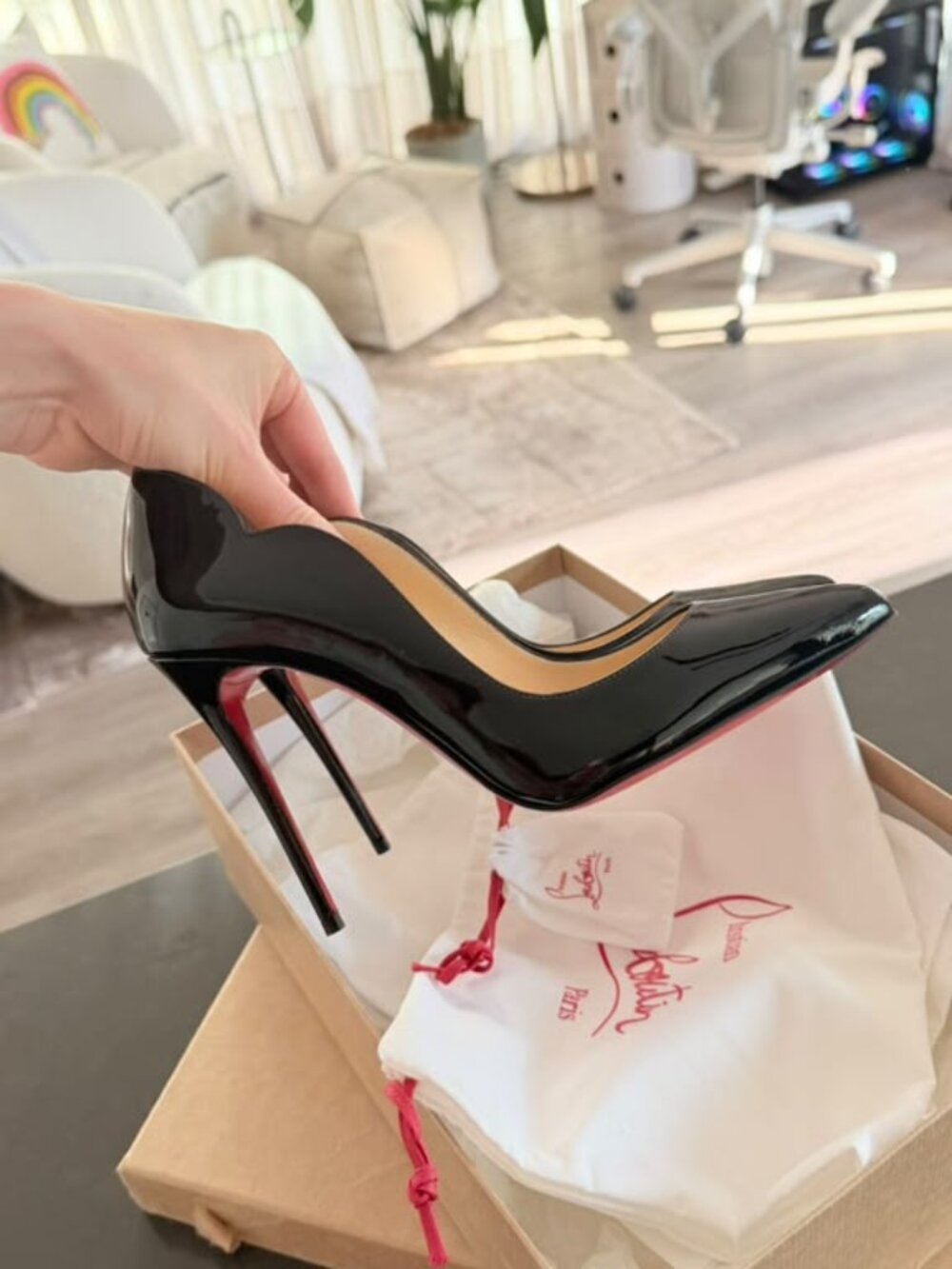 Christian Louboutin Hot Chick 100mm Black Patent Pumps Sz 38